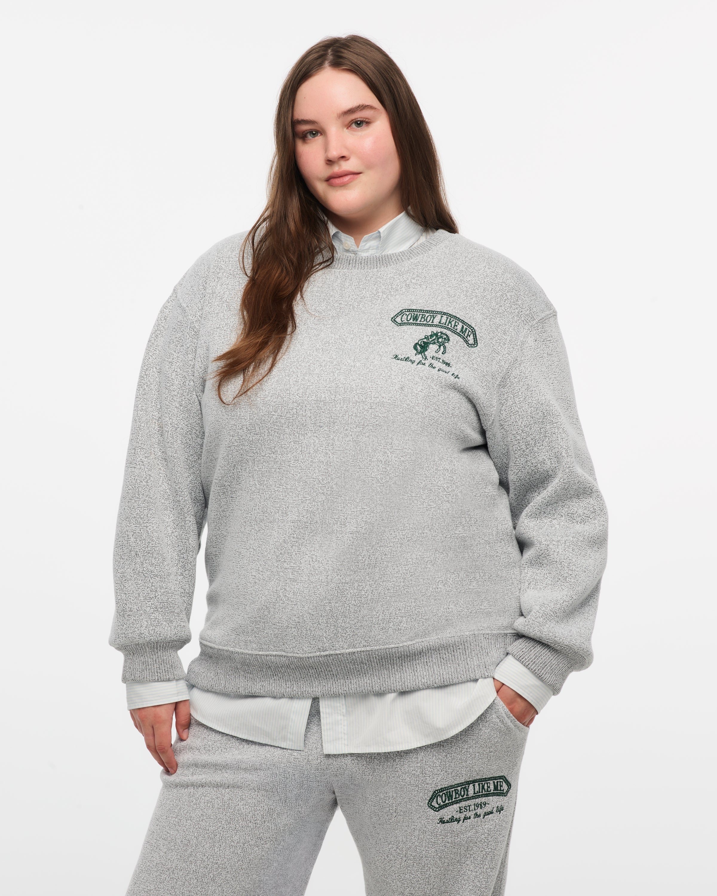COWBOY LIKE ME CREWNECK