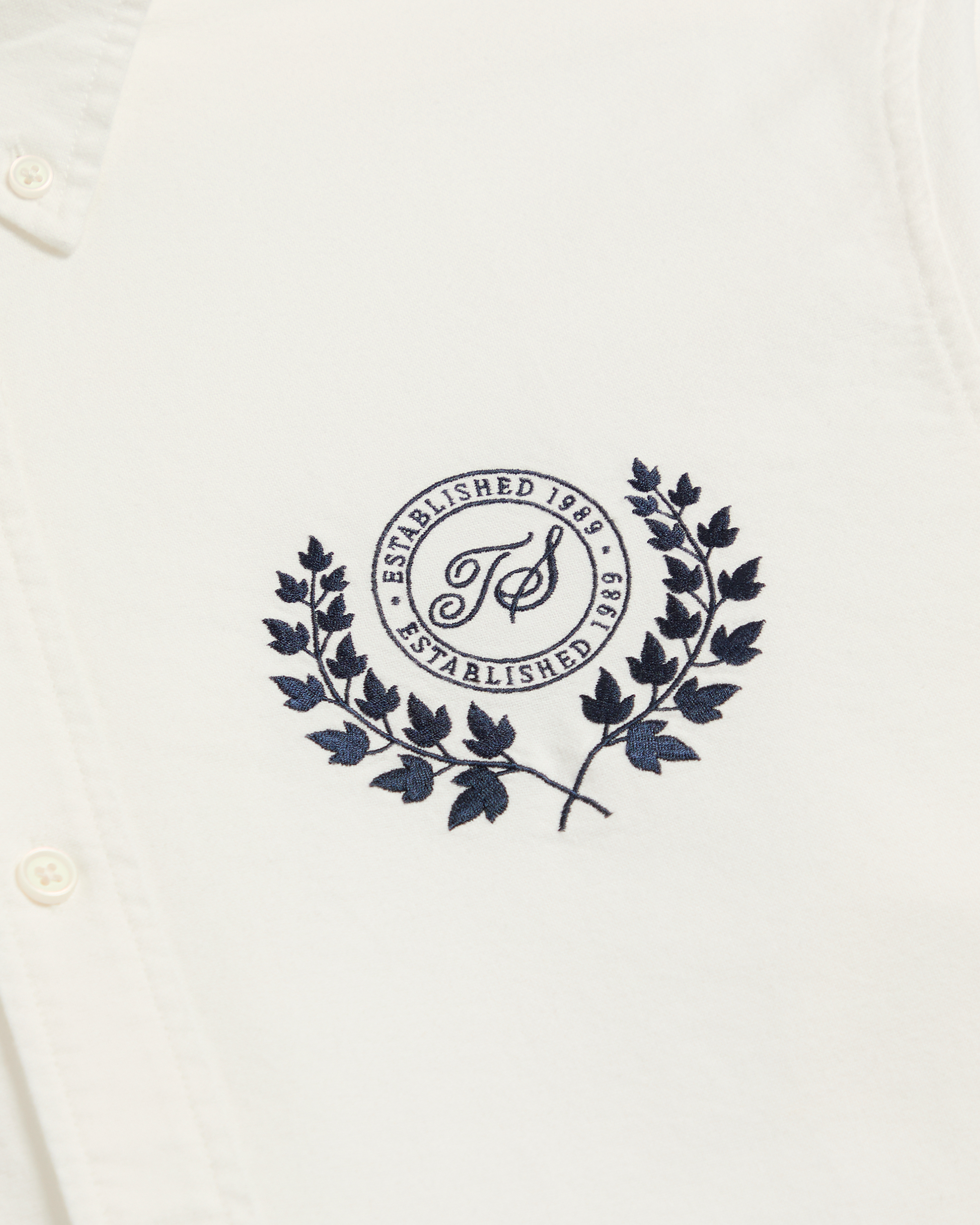 TS CREST WHITE OXFORD SHIRT