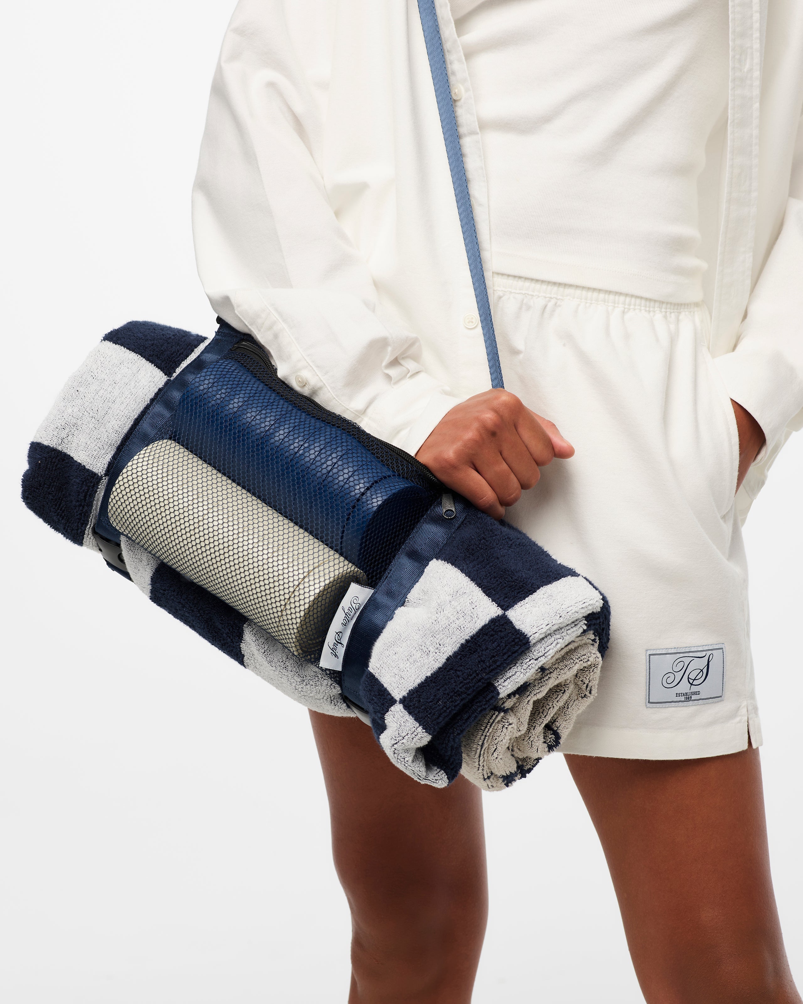 TAYLOR SWIFT CHECKER GAME TOWEL – Taylor Swift CA