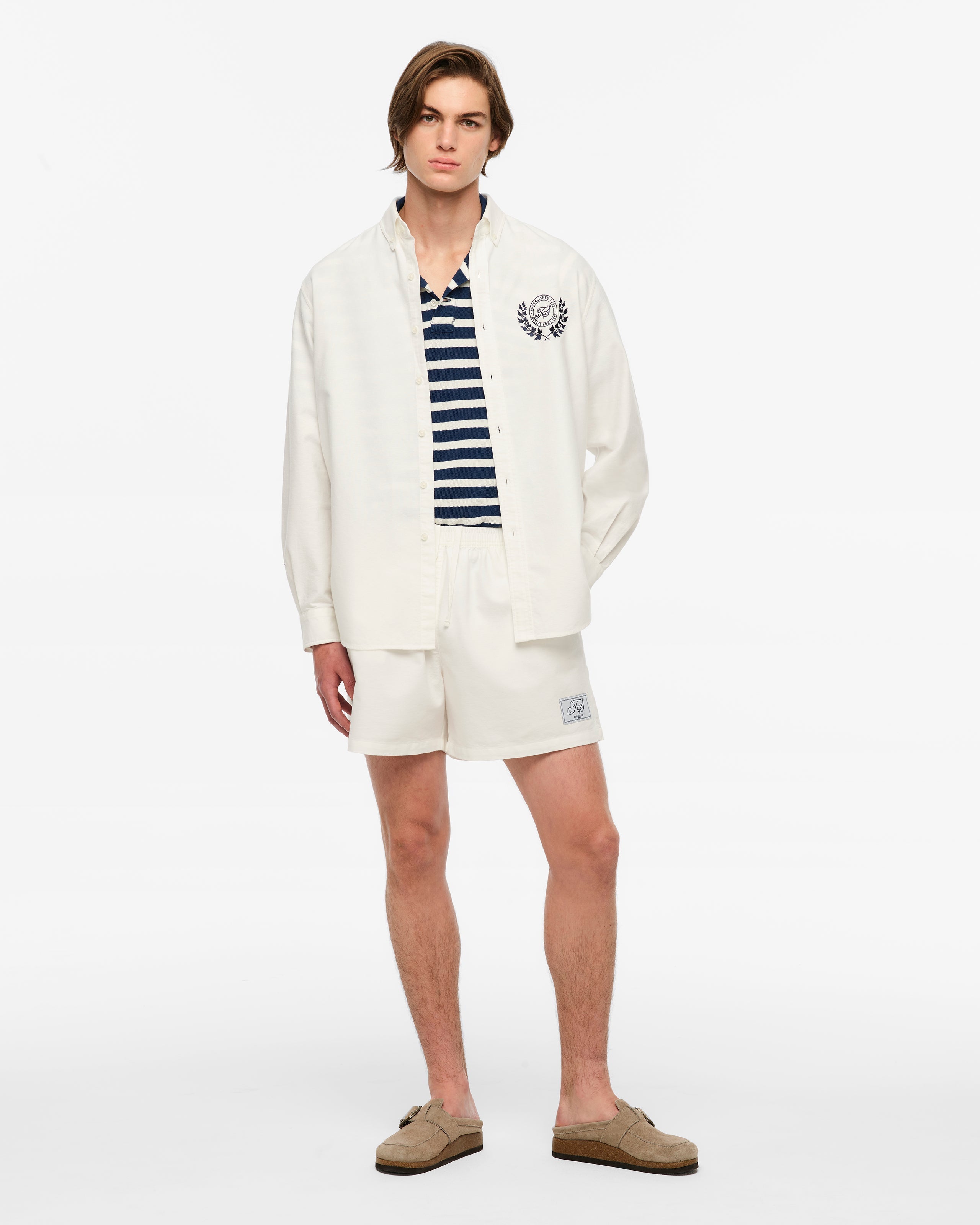 TS CREST WHITE OXFORD SHORTS